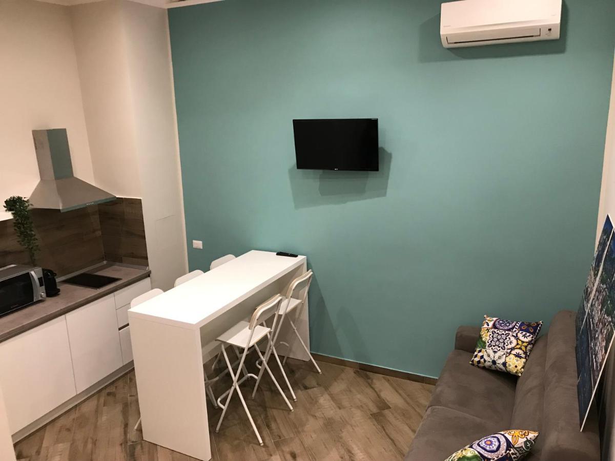 Apartament Domus Cordis Napoli Zewnętrze zdjęcie